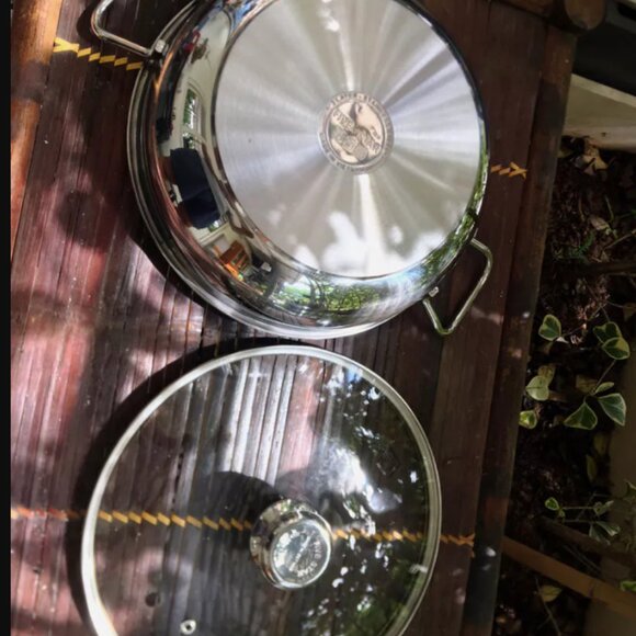 Hot Pot - Picture 2 of 3